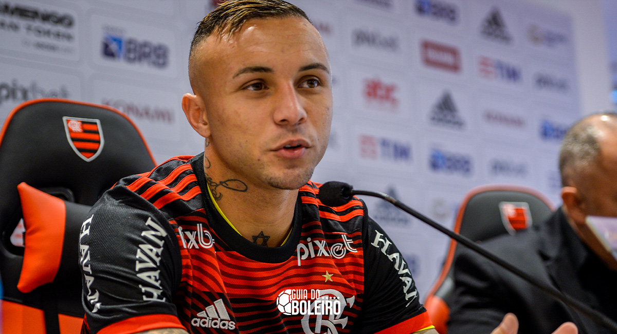 Flamengo: Cebolinha tenta convencer volante a assinar com Mengo