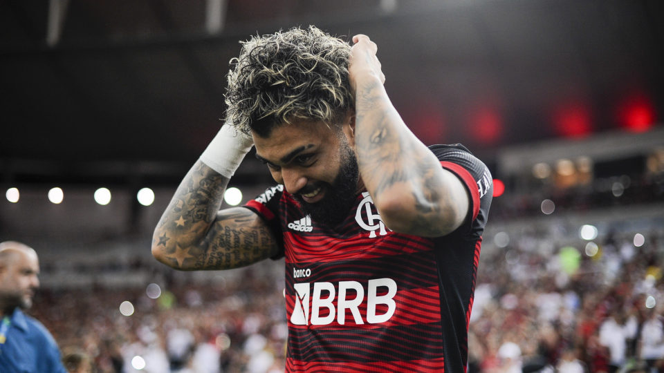 Gabigol atinge marca negativa com camisa do Flamengo.