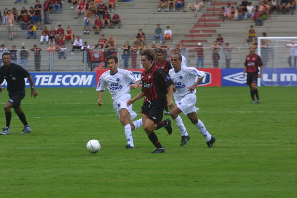 Athletico e Cruzeiro se enfrentam pela Copa Sul-Minas 2002