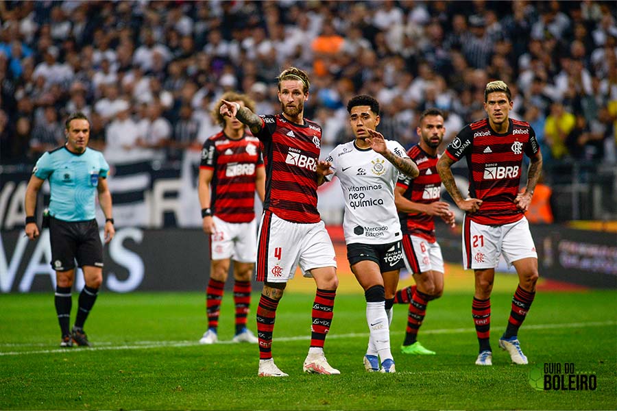 Vidente faz previsão para Flamengo e Corinthians; saiba o palpite para o semifinalista