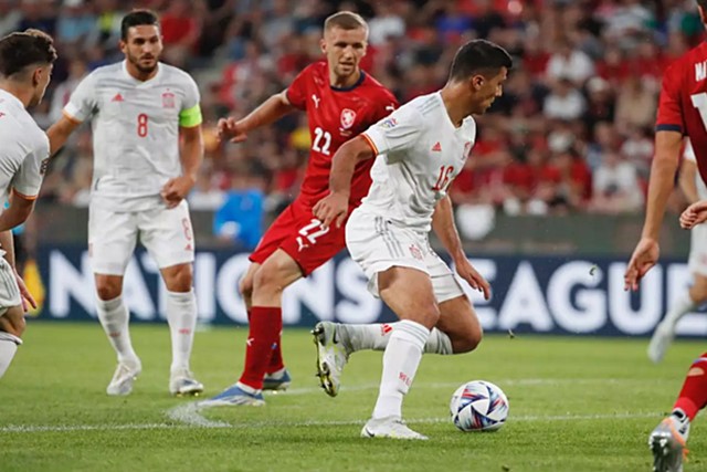 Onde assistir Espanha x Suíça ao vivo e online, jogo pela Liga das Nações neste sábado