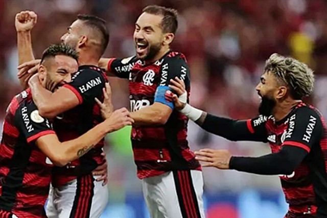 Preços e onde comprar ingressos para Flamengo x Corinthians pela Copa do Brasil no Maracanã