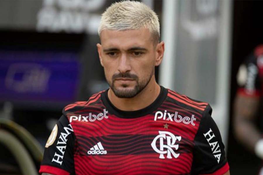 Com menos de 30% de aproveitamento nos confrontos diretos do Brasileirão, Flamengo vê chances de título despencarem. (Foto: Reprodução)