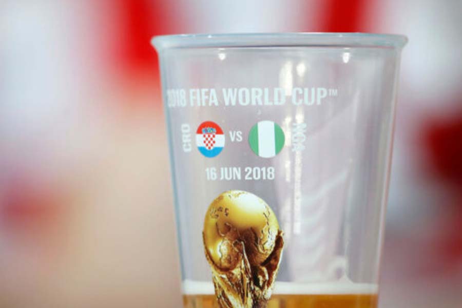 Cerveja na Copa do Mundo: horários e preços assustam. (Foto: Reprodução)