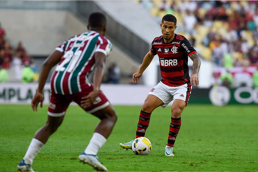 João Gomes, do Flamengo, revela desejo em atuar pelo Liverpool e disputar a Champions League. (Foto: Reprodução)