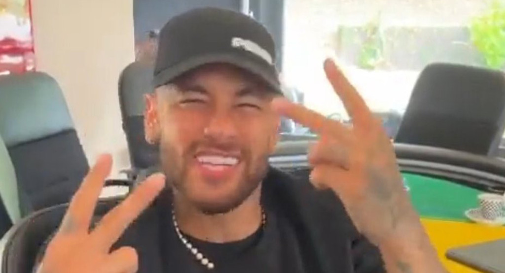 Neymar se esclarece após divulgar vídeo apoiando candidatura de Jair Bolsonaro. (Foto: Reprodução)