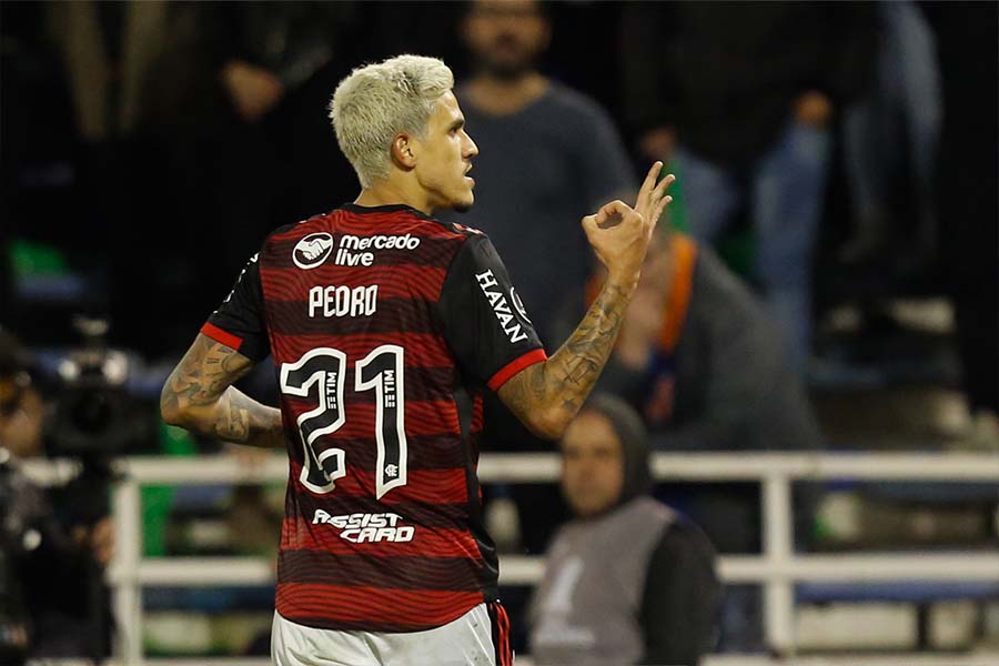 Atacante foi o autor de três gols na goleada do Flamengo sobre o Vélez por 4 a 0 em Buenos Aires. (Foto: Reprodução)