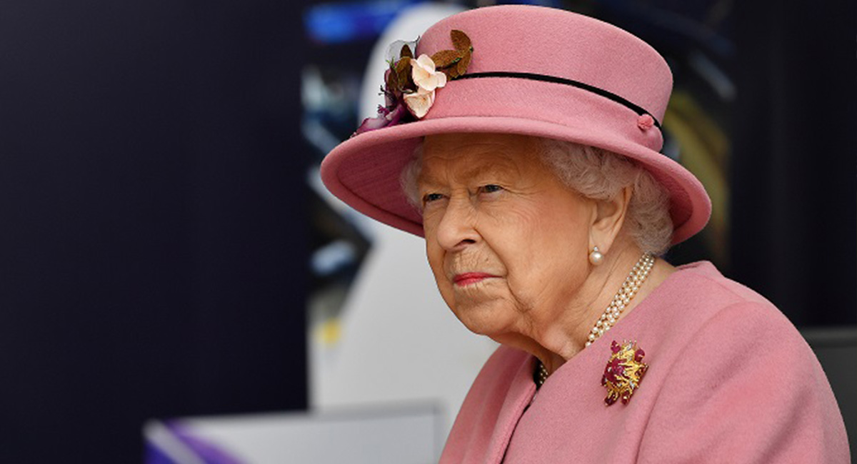 Premier League toma atitude sobre jogos do final de semana após morte da Rainha Elizabeth II