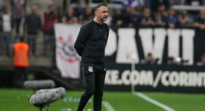 Corinthians: Vitor Pereira toma decisão sobre saída do clube