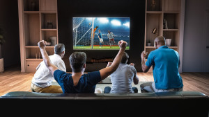 Como baixar aplicativos de streaming na TV para ver jogos de Futebol ao vivo