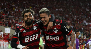 Gabigol revela “distância” de Pedro no Flamengo