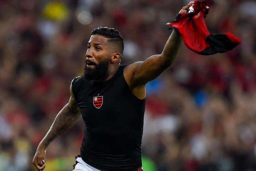 Lateral marcou o gol que garantiu o título do Flamengo na final da Copa do Brasil. (Foto: Reprodução)