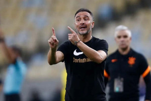 Flamengo: Jornalista revela opinião de Vítor Pereira sobre o Rio de Janeiro