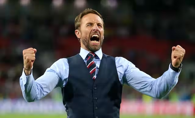 Ingleses reclamam de treinador por deixar ‘melhor jogador’ no banco