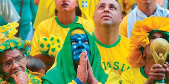 Da letra de Pedro ao 'tapa' de Raphinha: o melhor do treino da seleção -  14/11/2022 - UOL Esporte