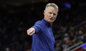 Técnico do Golden State Warriors reclama e pede diminuição de jogos na NBA