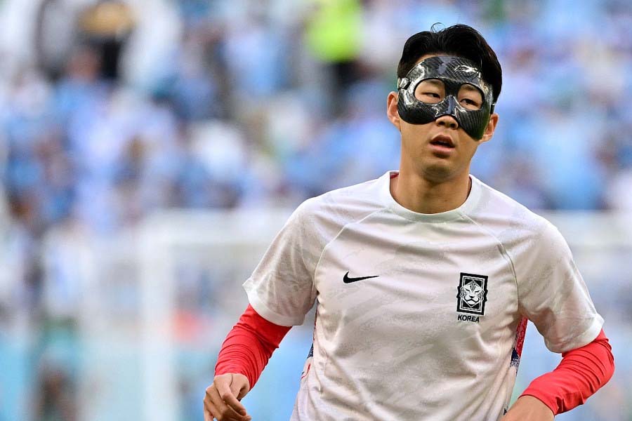 Entenda porque Son usa máscara no jogo da Coreia do Sul pela Copa do Mundo de 2022. Foto: Divulgação