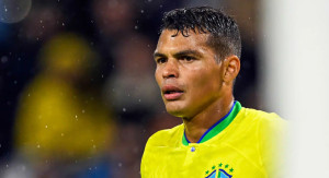 Thiago Silva alega que jovem da Seleção Brasileira tem ‘arrogância’