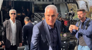 Tite repete atitude de 2018 para Copa de 2022 e internautas questionam