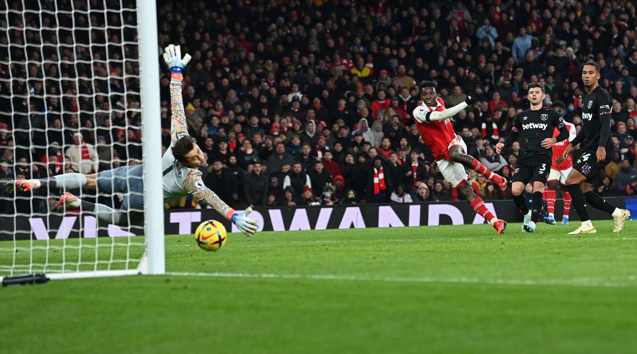 Gols Arsenal x West Ham: Com gol de Martinelli, Arsenal vence de virada e se isola na liderança da Premier League. (Foto: AFP)