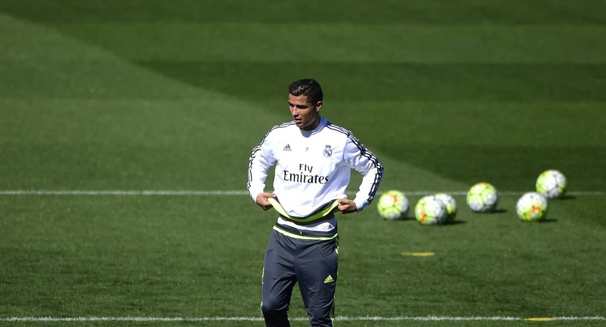CR7 no Real Madrid: Cristiano Ronaldo chega no Real após ficar sem clube
