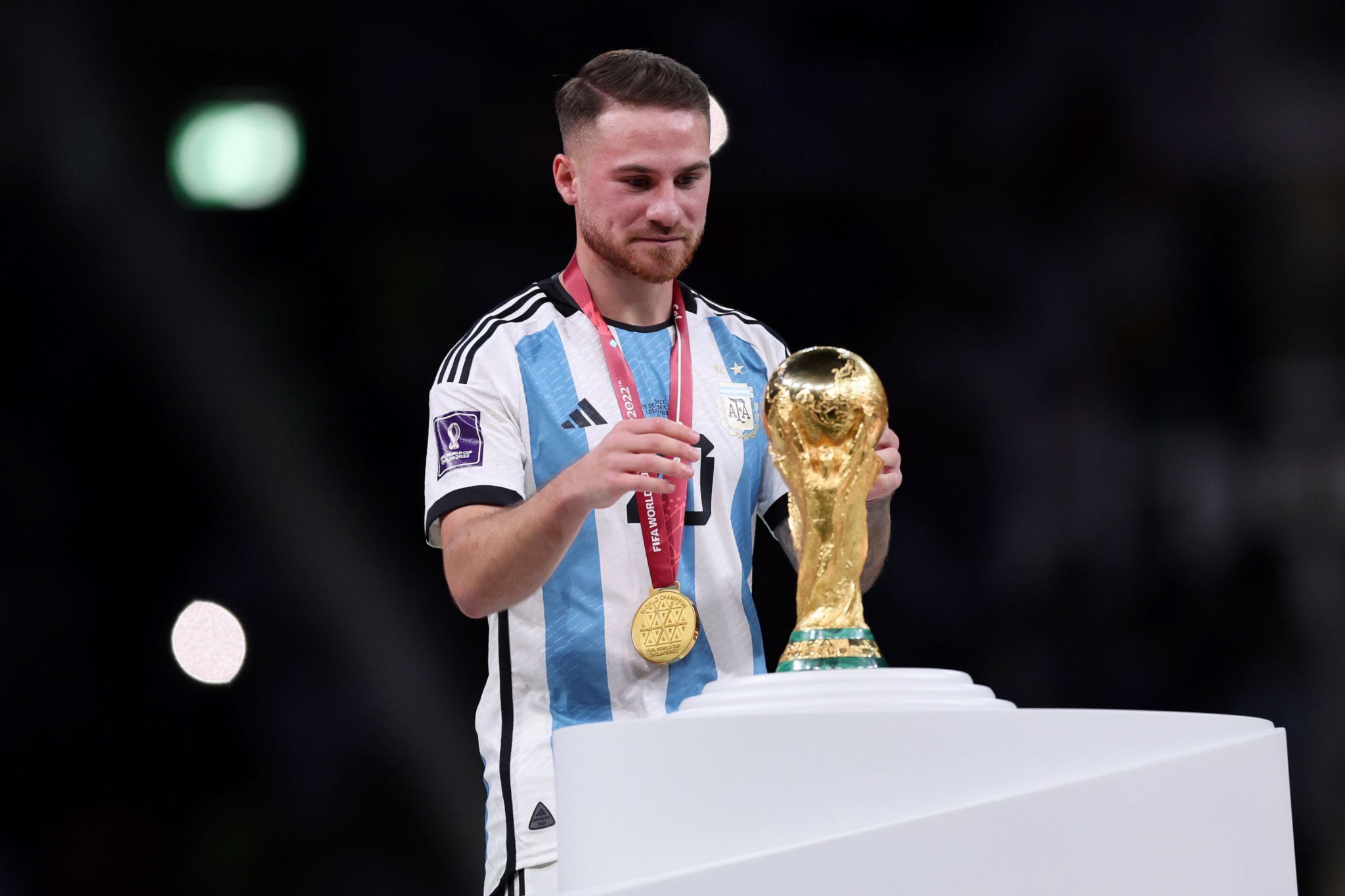 Destaque na Argentina da Copa do Mundo entra na mira de Gigante Europeu.