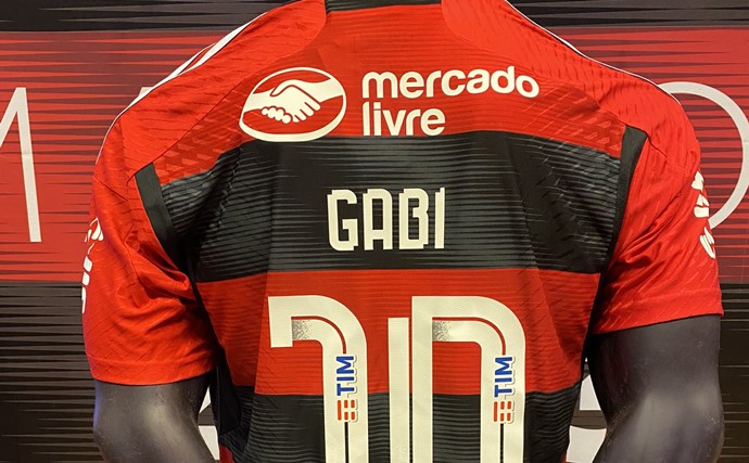 Conheça o novo uniforme do Flamengo para temporada 2023 - Imagem - Twitter