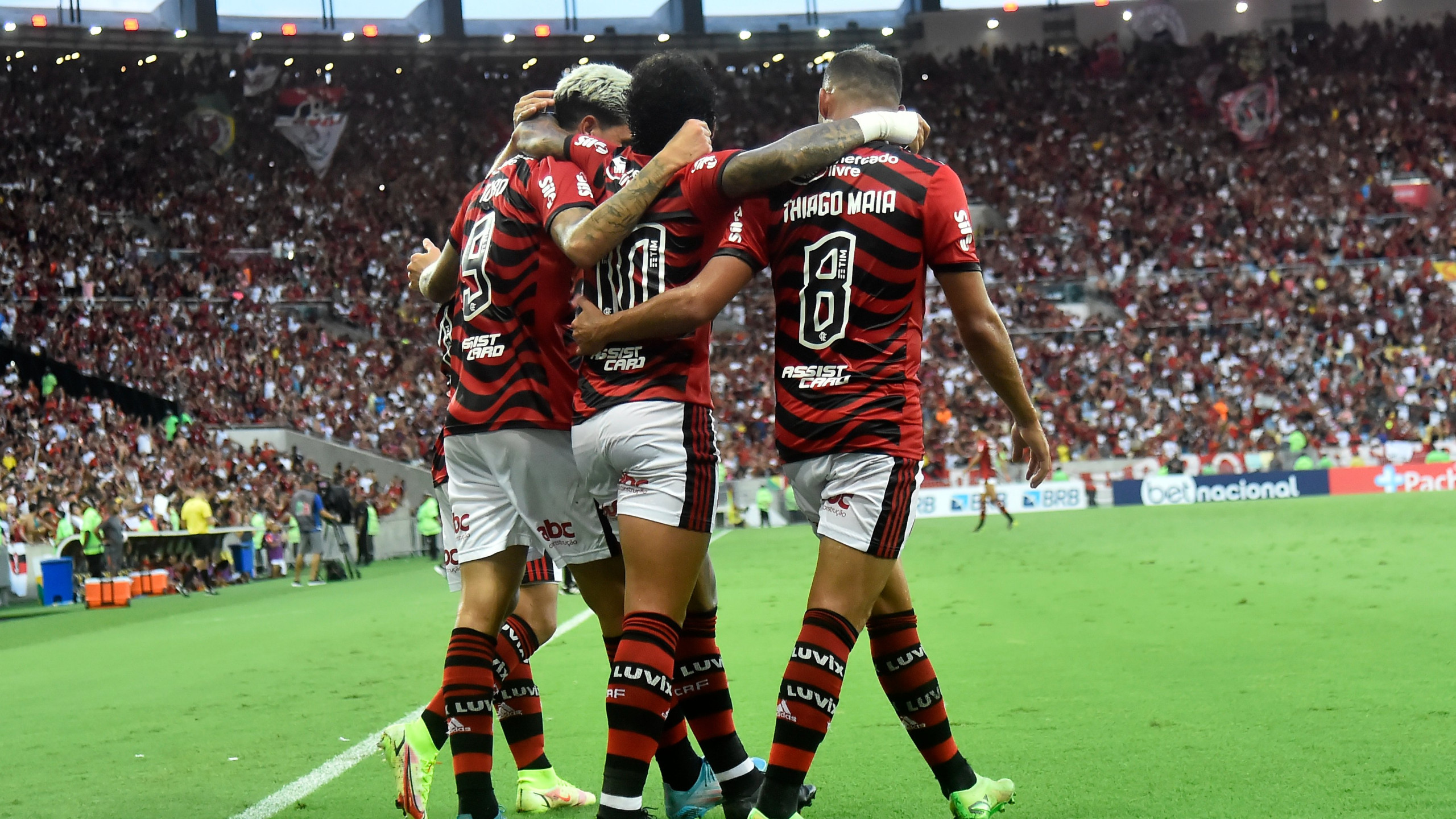 Gabigol ironiza sobre situação no vestiário do Flamengo: 'Clima pesado'.