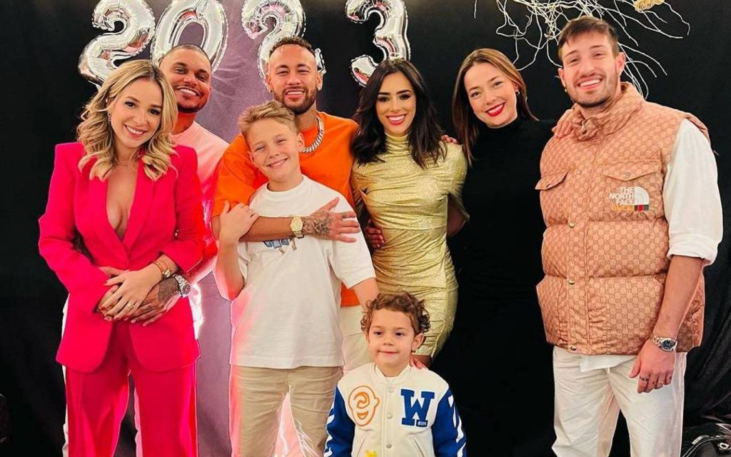 Neymar Jr, Bruna Biancardi e a família