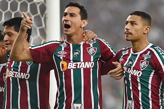 Ganso é o principal nome no meio-campo do Fluminense