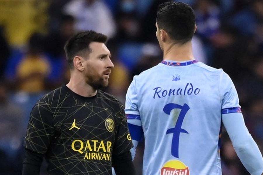 CR7 homenageia Messi e outras estrelas do PSG após amistoso na Arábia Saudita. Foto: Divulgação