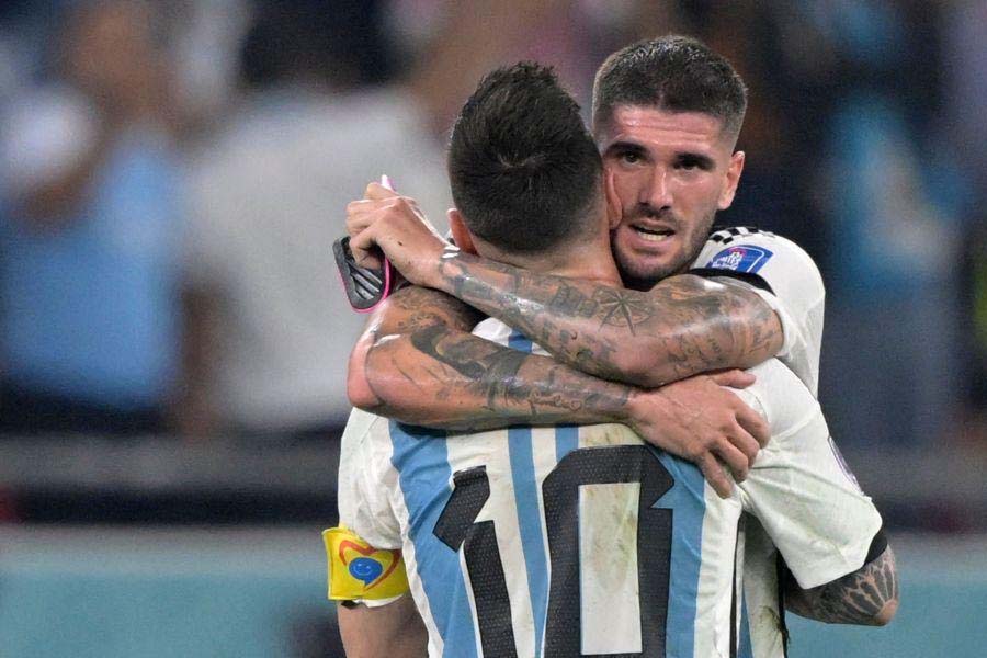 La novia de Rodrigo De Paul reveló una insólita conversación sobre Messi tras el Mundial.  Foto: Divulgación