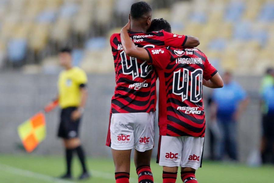 Com garotada em campo, Flamengo venceu Audax-RJ por 1 a 0 nesta quinta-feira (12). Foto: Divulgação