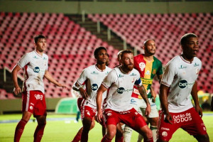 Vitória x Náutico Ao Vivo: onde assistir jogo da Copa do Nordeste na TV e online