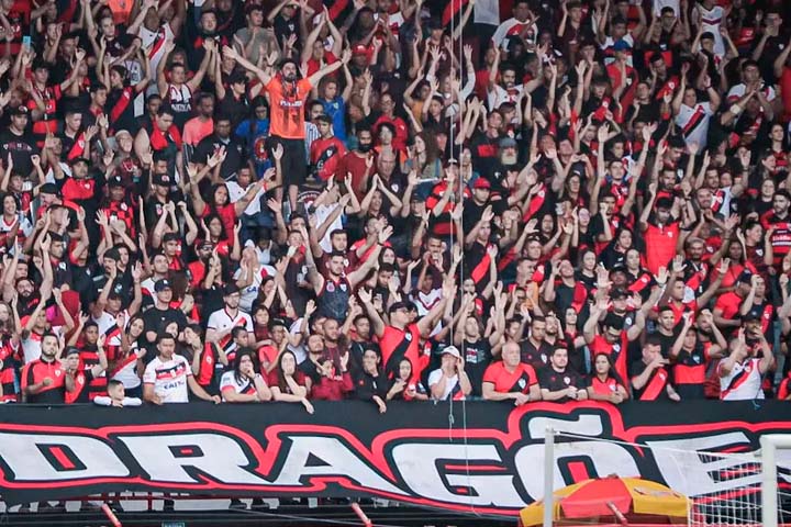 Atlético-GO x Goiás ao vivo: as equipe começam a decidir neste domingo, 02, o título do Goianão no Estádio do Dragão