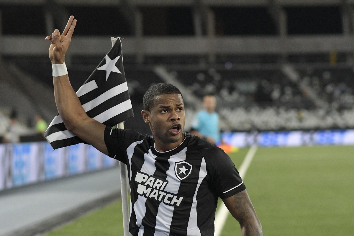 Melhores momentos e gols de Botafogo 2 x 0 América-MG pelo Brasileirão