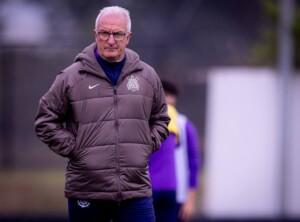 A falta de elenco pode derrubar o Corinthians no Brasileirão?