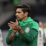 Abel Ferreira vira nome de estação de metrô, mas não como você está pensando