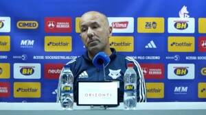 Leonardo Jardim pensa em deixar o Cruzeiro após erros da arbitragem no Brasileirão