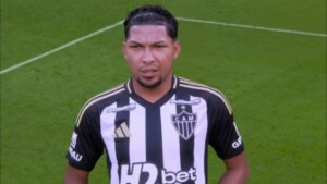 “Entramos desligados”: Rony faz cobrança forte no Atlético-MG após atropelo do Palmeiras e projeta decisão contra o Vasco