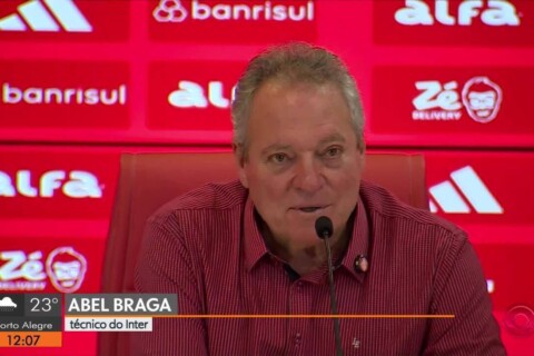 “Maior que o Mundial”: Abel Braga desabafa após salvar o Inter do rebaixamento e dispara sobre 2021: “Me tiraram no apito”