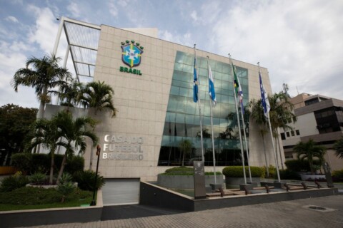 Futebol brasileiro soma 172 atletas de fora em 2026, sofre impacto com a nova regra da CBF e força corte de gringos nos elencos mais inchados
