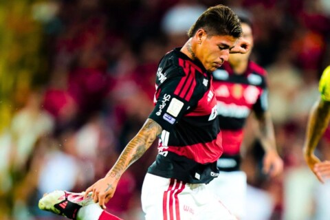 Proposta milionária na mesa: Krasnodar avança por Carrascal e Flamengo bate o martelo sobre o futuro do meia colombiano
