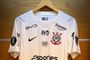 Com dívida bilionária, Corinthians receberá caminhão de dinheiro após venda de última hora
