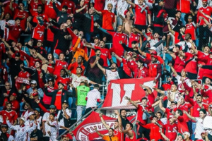 Grêmio reage a denúncia de racismo no clássico contra o Internacional, inicia apuração interna e anuncia suspensão preventiva se o torcedor envolvido for sócio