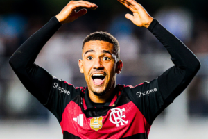 Onde assistir ao vivo todos os jogos de hoje (15) na TV ou streaming